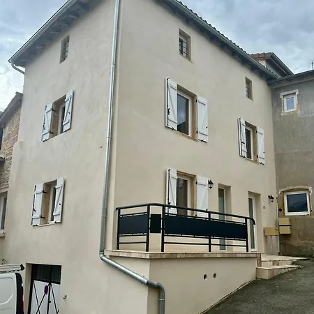 Charmante Maison De Village Le Breuil  Exterior photo